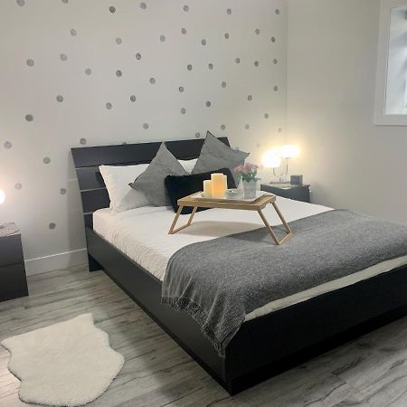 Luxurious & Stylish Two Bedroom Suite, Full Kitchen, Close To Vancouver Дельта Экстерьер фото