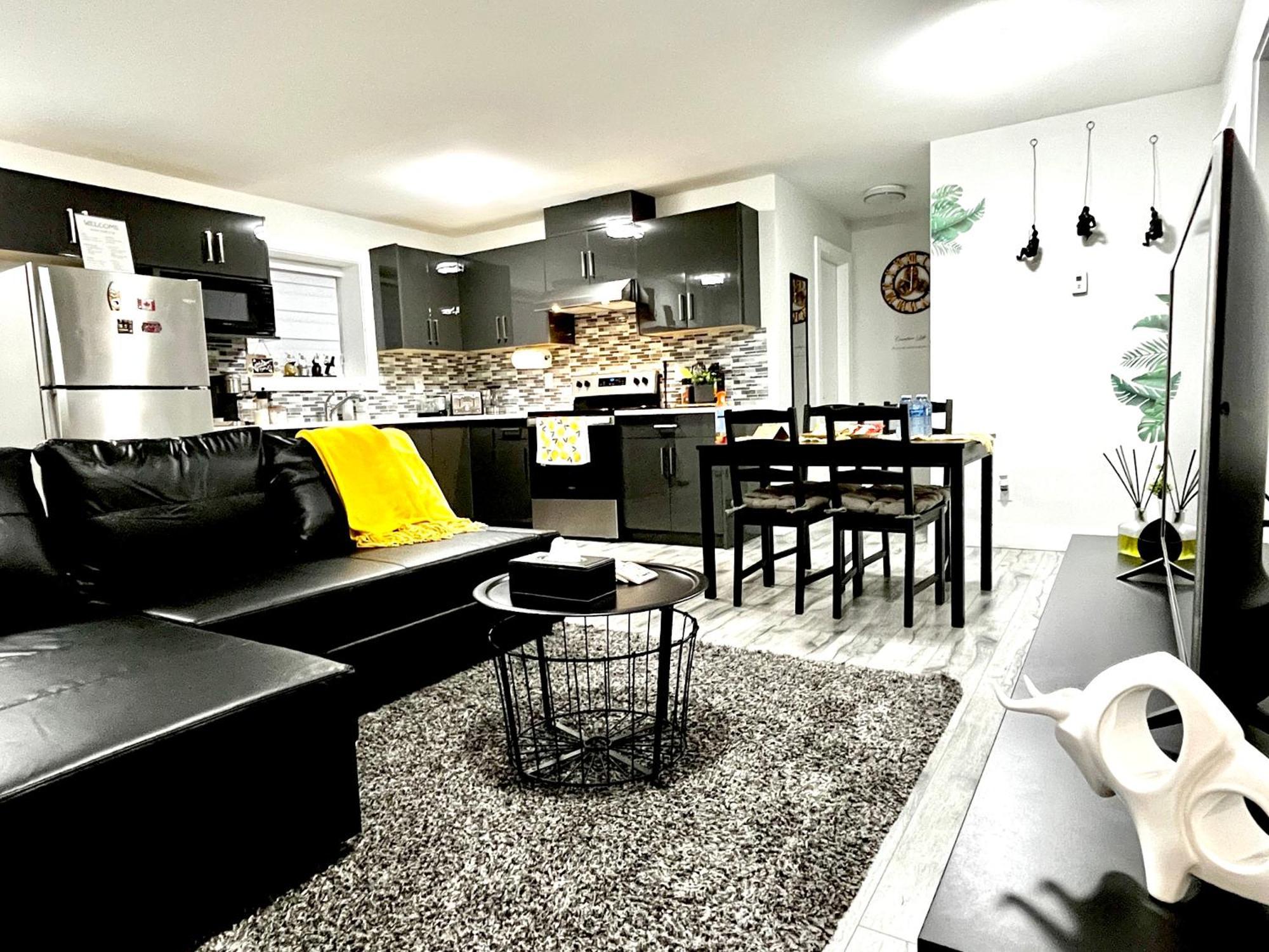 Luxurious & Stylish Two Bedroom Suite, Full Kitchen, Close To Vancouver Дельта Экстерьер фото